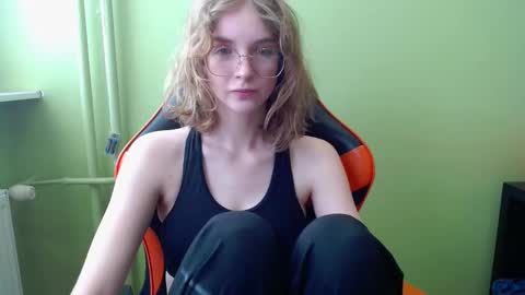 Penny online show from March 18, 7:11 am