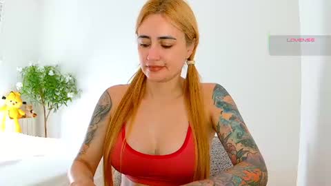 Snapshot of pennyy__ chatting on July 15, 9:03 am Hi Im Penelope better vibrations 1111 online show from July 15, 9:03 am