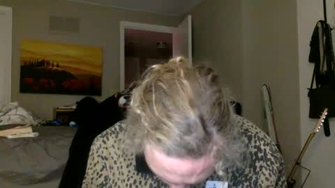 Penutbuttajelllytime online show from October 7, 1:03 am