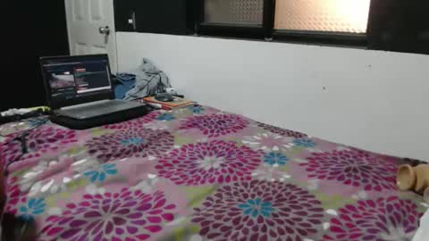 pepe39 online show from April 8, 7:52 am