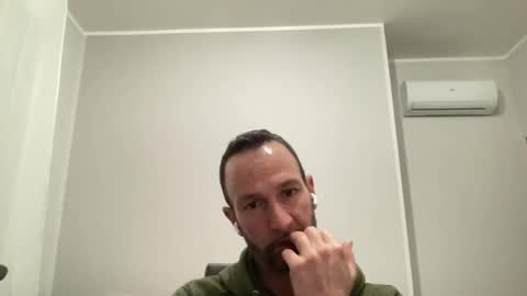 Snapshot of peppinslosqualo chatting on December 7, 4:47 pm peppinslosqualo online show from December 7, 4:47 pm