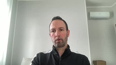 Snapshot of peppinslosqualo chatting on March 1, 8:45 am peppinslosqualo online show from March 1, 8:45 am