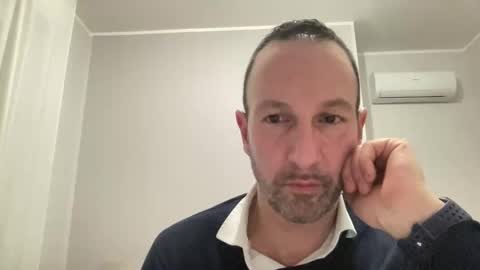 peppinslosqualo online show from March 7, 12:29 am