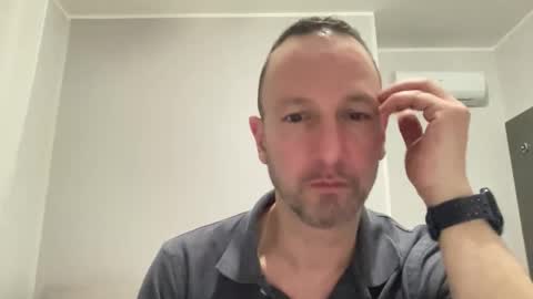 peppinslosqualo online show from April 4, 1:04 am