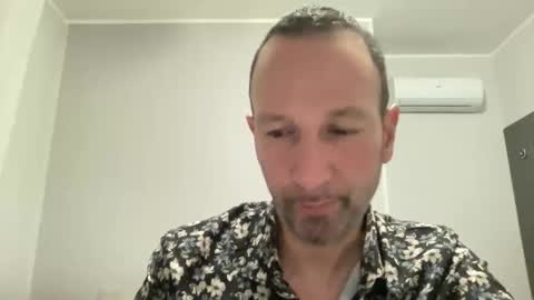 Snapshot of peppinslosqualo chatting on May 1, 1:32 am peppinslosqualo online show from May 1, 1:32 am
