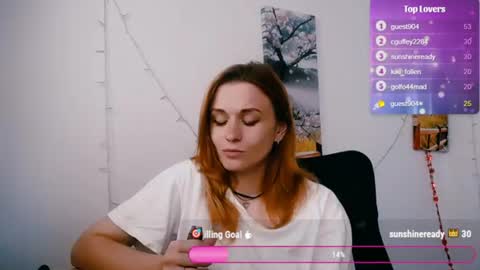 Snapshot of peppymia chatting on June 21, 1:46 pm Mia online show from June 21, 1:46 pm
