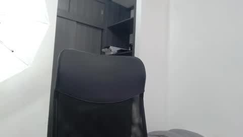 percibal_junior1 online show from January 23, 1:02 pm