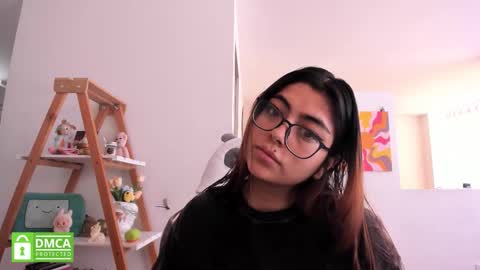 Sarah Ana Banana online show from February 5, 4:00 pm