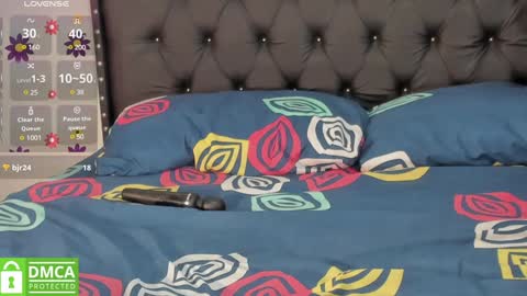 Snapshot of perfect_storm_21 chatting on December 28, 11:05 pm tamy online show from December 28, 11:05 pm