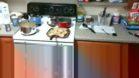 Snapshot of perfectly222peachy chatting on December 3, 12:51 am perfectly222peachy online show from December 3, 12:51 am