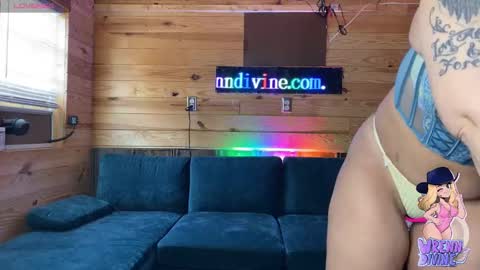 Wrenn Divine online show from January 23, 3:11 pm