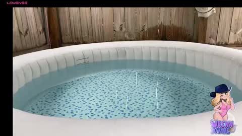 Wrenn Divine online show from September 30, 1:05 pm