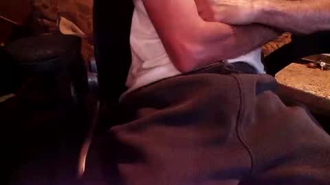 Snapshot of perfecto337 chatting on December 1, 2:27 am perfecto337 online show from December 1, 2:27 am