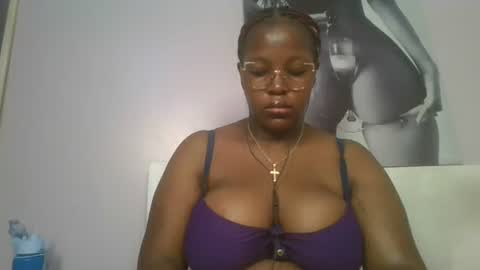 Snapshot of periwinkle20 chatting on December 16, 5:29 pm Taurus online show from December 16, 5:29 pm