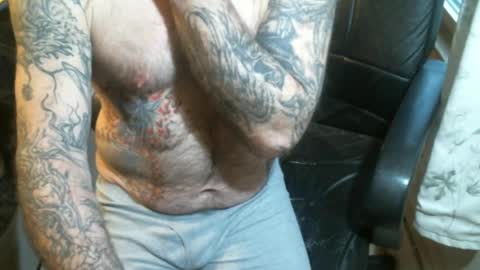 perkymalenipples online show from April 17, 10:24 pm