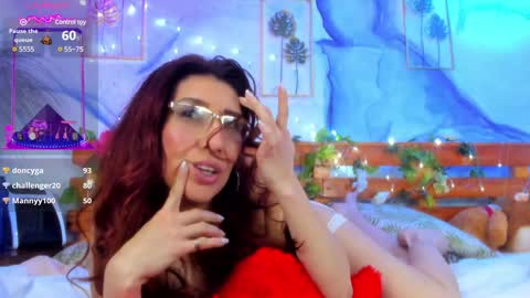 Snapshot of perlafranco chatting on December 31, 10:48 am Perla Franco online show from December 31, 10:48 am