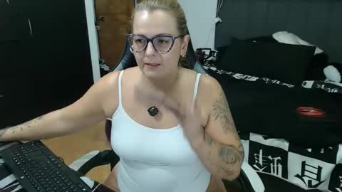 goloza online show from May 14, 3:02 am
