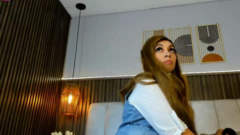 PerlaPreciosa online show from April 12, 4:06 am