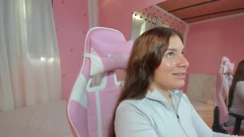 Marie online show from November 3, 9:48 pm