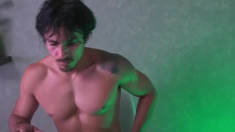 andres    online show from April 8, 9:26 pm