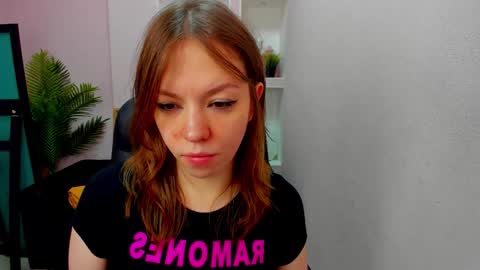 horror flying on the wings of the night.... online show from December 21, 8:38 pm