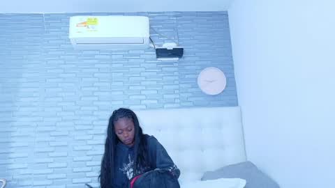 pervert_shydoll online show from April 3, 3:04 am