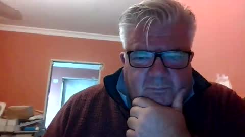 pete112991 online show from October 4, 1:42 pm