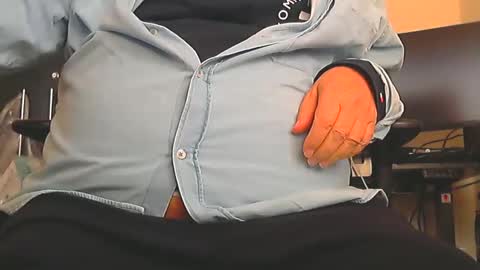 pete6661 online show from March 30, 8:37 am