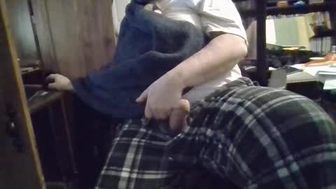 Snapshot of peter40770 chatting on February 10, 4:27 am peter40770 online show from February 10, 4:27 am