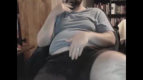 Snapshot of peter40770 chatting on June 5, 1:56 am peter40770 online show from June 5, 1:56 am