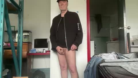 Snapshot of peter4443 chatting on May 23, 4:33 pm peter4443 online show from May 23, 4:33 pm