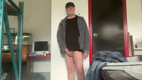 Snapshot of peter4443 chatting on May 25, 12:55 pm peter4443 online show from May 25, 12:55 pm