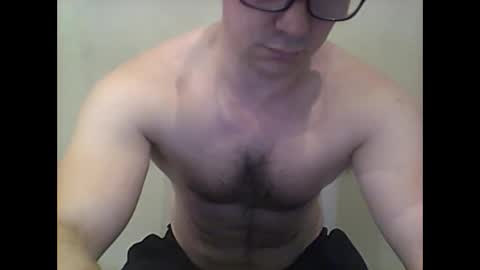 Snapshot of peter_7776 chatting on May 18, 5:41 pm peter online show from May 18, 5:41 pm