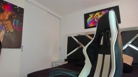 PeterColeman online show from December 7, 9:11 pm