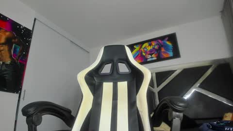 PeterColeman online show from December 12, 12:59 am