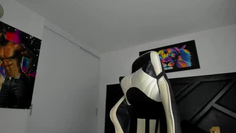 PeterColeman online show from December 21, 1:35 am