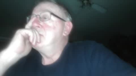 Snapshot of peterinohio57 chatting on June 8, 1:28 am peterinohio57 online show from June 8, 1:28 am