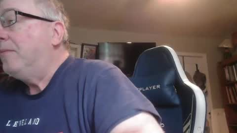 Snapshot of peterinohio57 chatting on June 17, 12:07 pm peterinohio57 online show from June 17, 12:07 pm