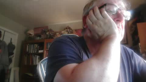 Snapshot of peterinohio57 chatting on July 20, 11:12 am peterinohio57 online show from July 20, 11:12 am