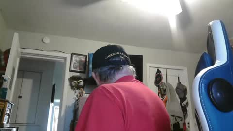 Snapshot of peterinohio57 chatting on July 29, 11:41 am peterinohio57 online show from July 29, 11:41 am
