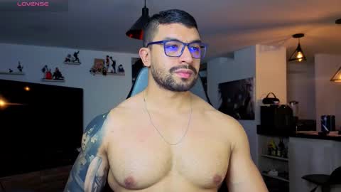 Snapshot of peterjack7 chatting on January 16, 1:42 am Peter Jack online show from January 16, 1:42 am