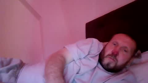 jelle online show from April 16, 10:38 am