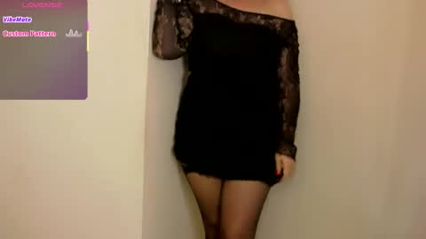 Peters Emily online show from November 27, 11:29 pm