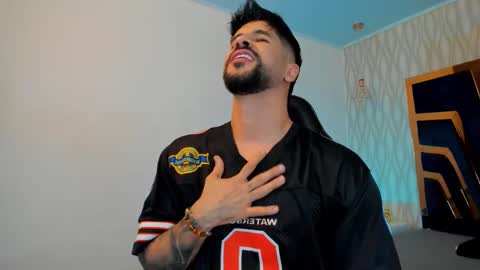 PETES EVANS new account online show from November 29, 11:30 pm