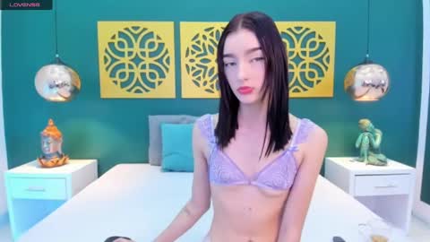 Alice   online show from January 25, 5:30 pm