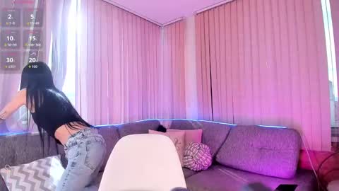 Linda online show from September 9, 7:57 pm
