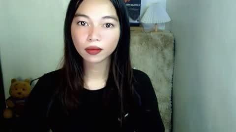 petite_mary69 online show from April 5, 6:10 am