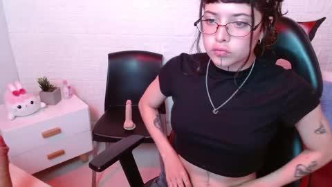 Melody online show from April 7, 2:50 pm