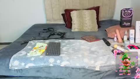 petite_pepper18 online show from March 18, 12:41 pm