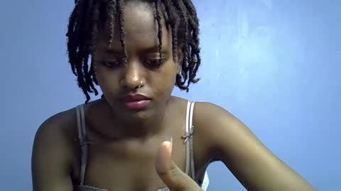 petite_star2 online show from February 21, 11:11 am